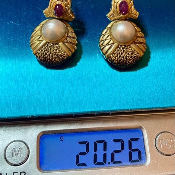 14KT SOLID GOLD PEARL/RUBY EARRINGS - OMEGA BACK 20+ grams - Picture 3 of 7